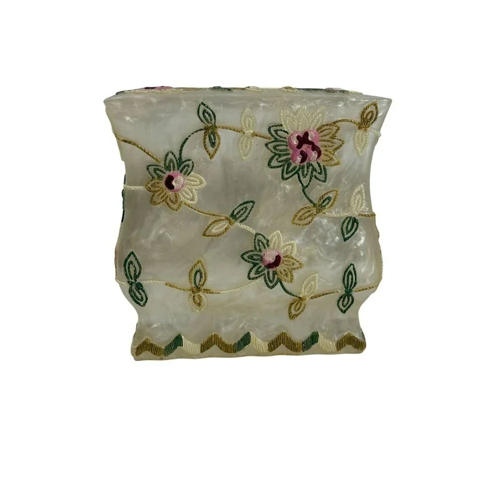 Popular‎ Bath Embroidered Floral Acrylic Tissue Box Cover Cottagecore Grannycore
